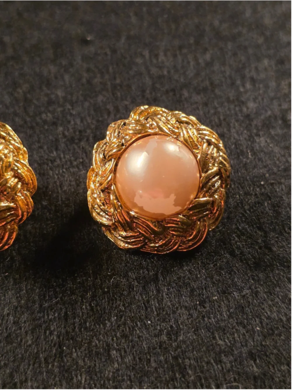 Chanel 1993 Rope Pearl Earrings - Picture 7 of 8